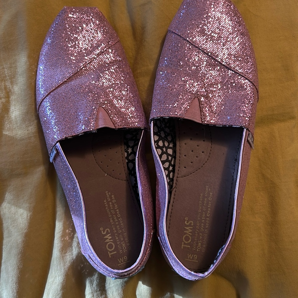 TOMS women’s size 9w